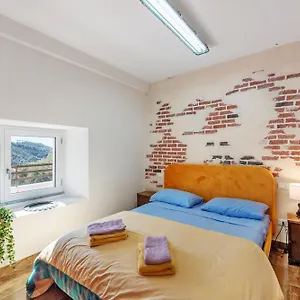 macaja-varazze.hotelitalianriviera.com/
